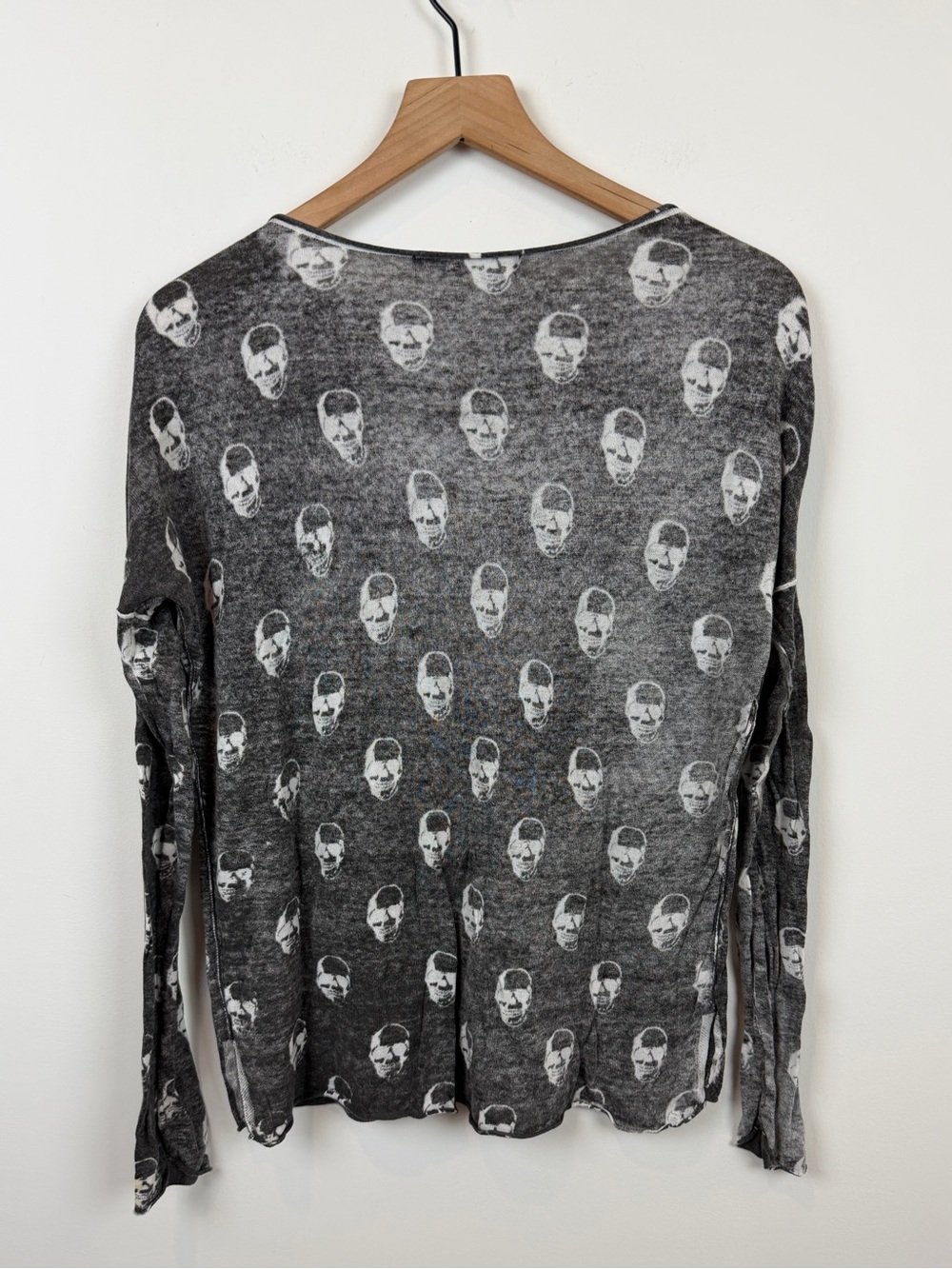 Skull Cashmere Cotton Skull-Print Long Sleeve Crewneck Shirt - Gray - Picture 3 of 5